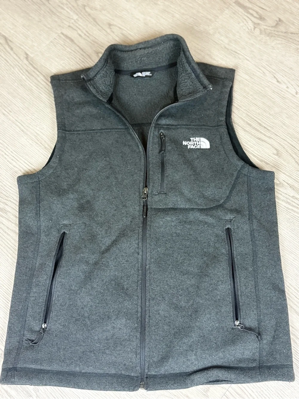 The North Face Men's Dark Gray Fleece Vest